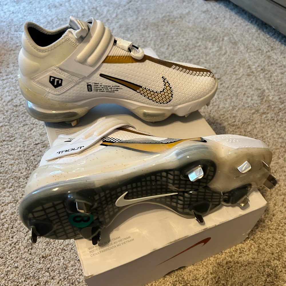 Mens baseball cleats trout 27 size 8